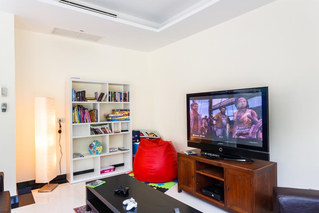 Kyerra Villa By Lofty Kamala Beach Esterno foto