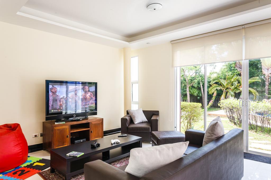Kyerra Villa By Lofty Kamala Beach Esterno foto